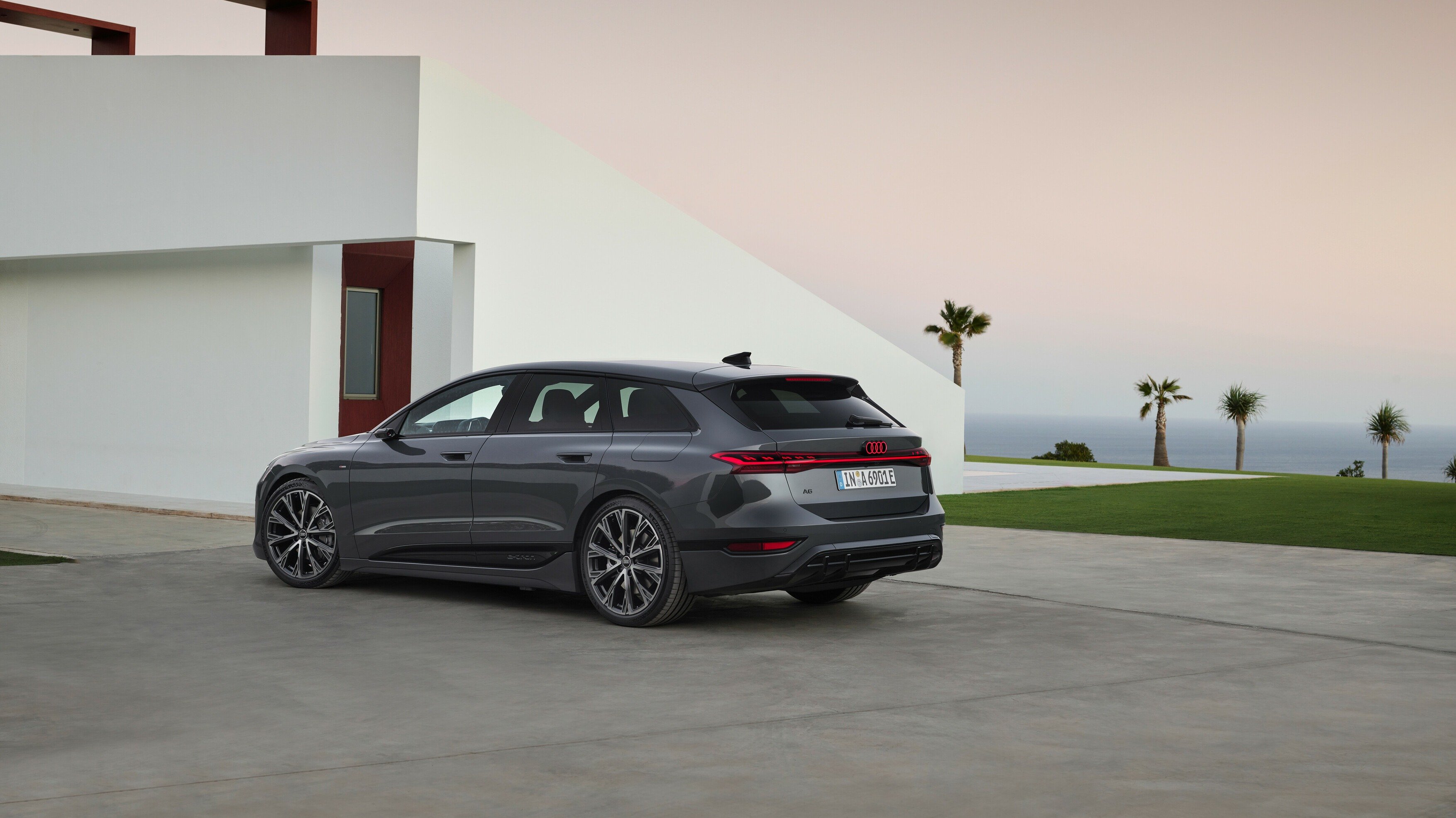 Detailbild 1: Audi A6 Avant e-tron  210 KW