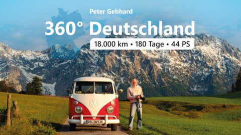 Peter Gebhard mit Bulli Erwin vor dem Karwendelgebirge