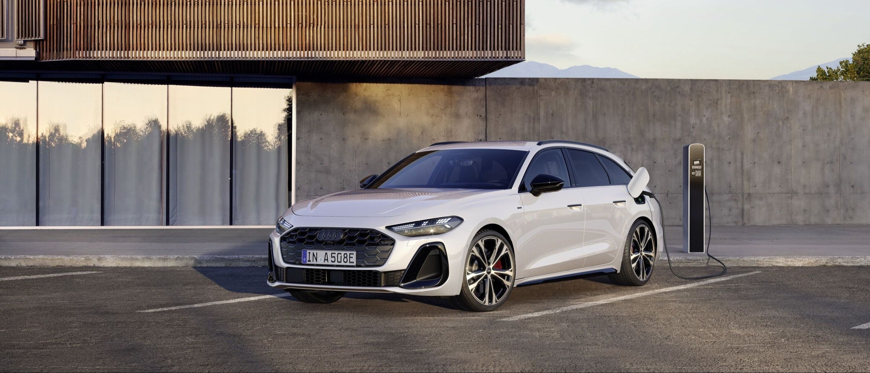 Audi A5 Avant e-hybrid quattro 220 kW